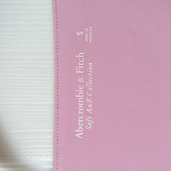 Abercrombie & Fitch Form Fitting Scoop Neck Long Sleeve Thong Bodysuit Purple S - Picture 4 of 12